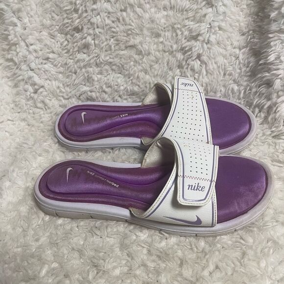 Nike Comfort Footbed Slides Sandals Flip Flops Women  white & Purple SZ11 - Picture 2 of 11